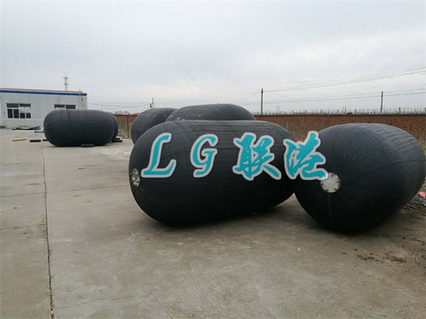 充气橡胶靠球 船用靠球  充气碰垫  青岛联港诚信经营